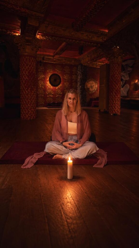 Full Moon Mystic Darkness: A Gateway to Inner Clarity for Creating the Future of Your Dreams
