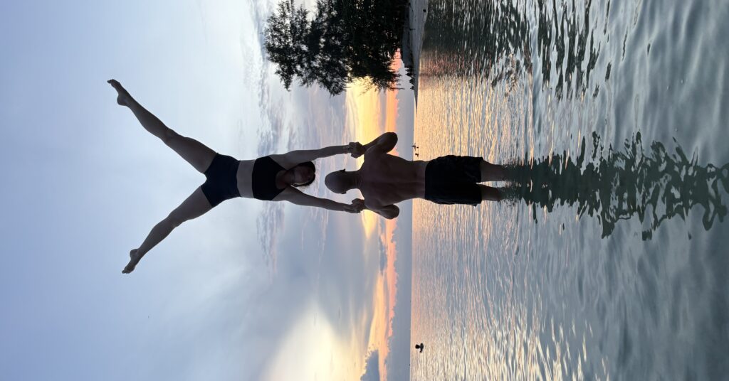 AcroYoga Community KPG