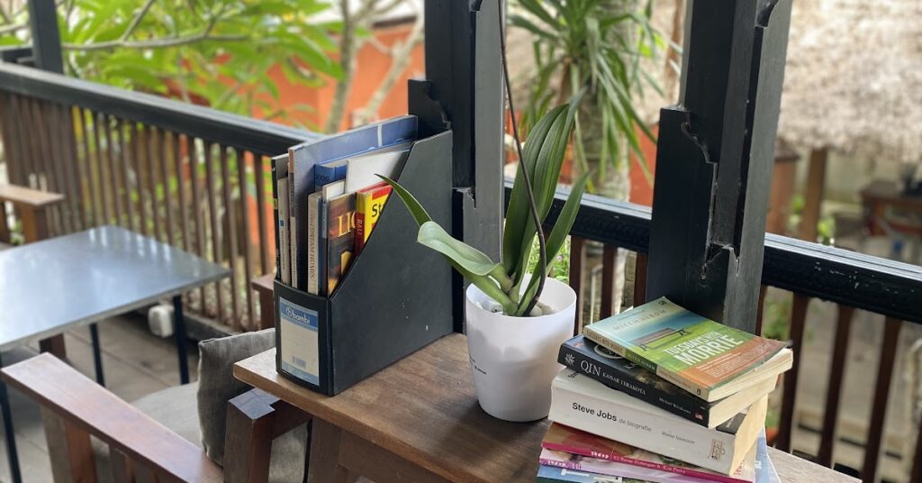 The Hidden Space Ubud Cafe